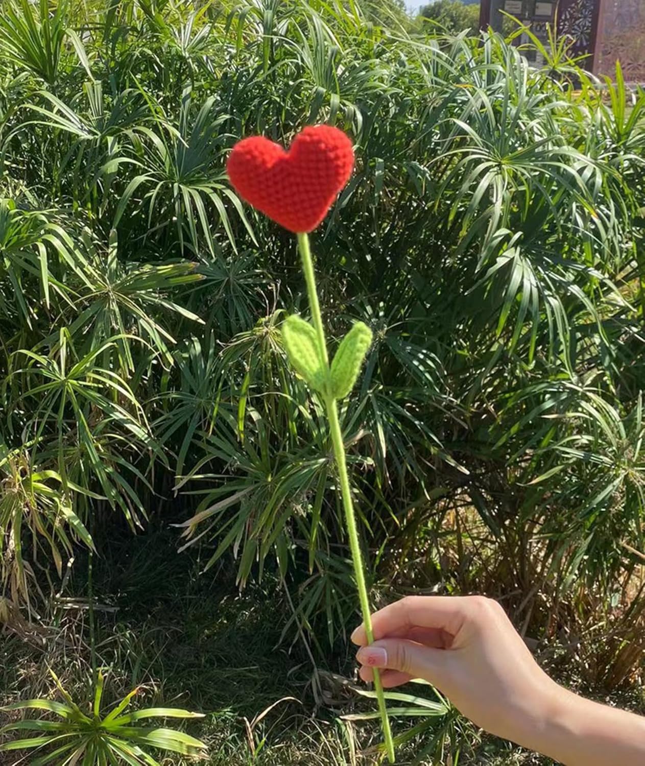 Beautiful handmade crochet red heart plushie bouquet, perfect gift for weddings, birthdays, and home décor.
